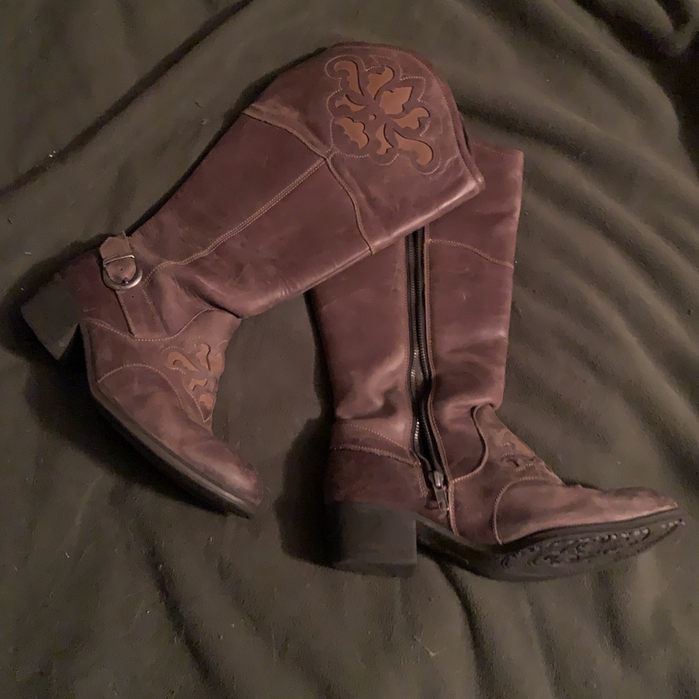 Brown leather Börn boots